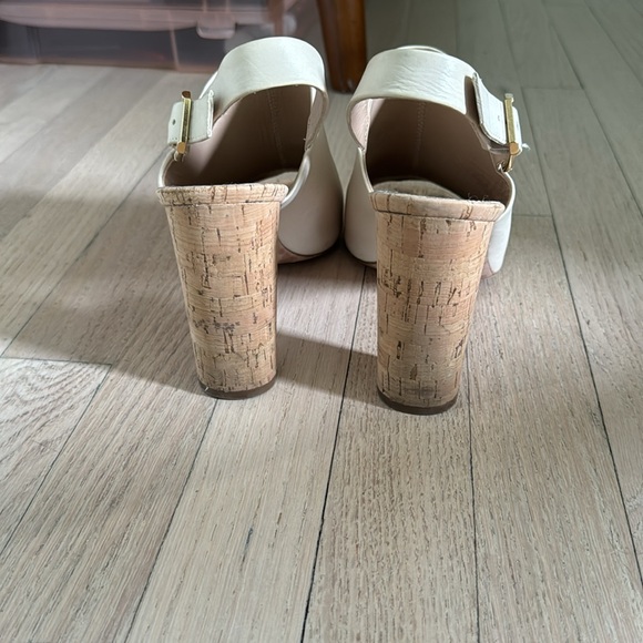 Veronica Beard cork sling backs - Picture 3 of 3